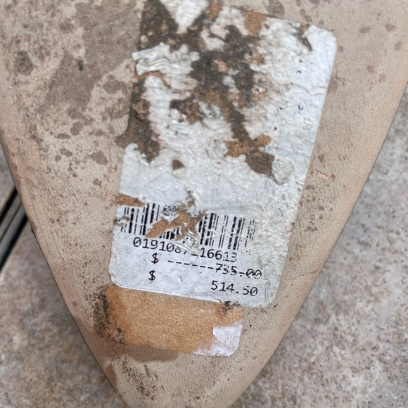 Manolo Blahnik Listony Strap 50 - Picture 13 of 16